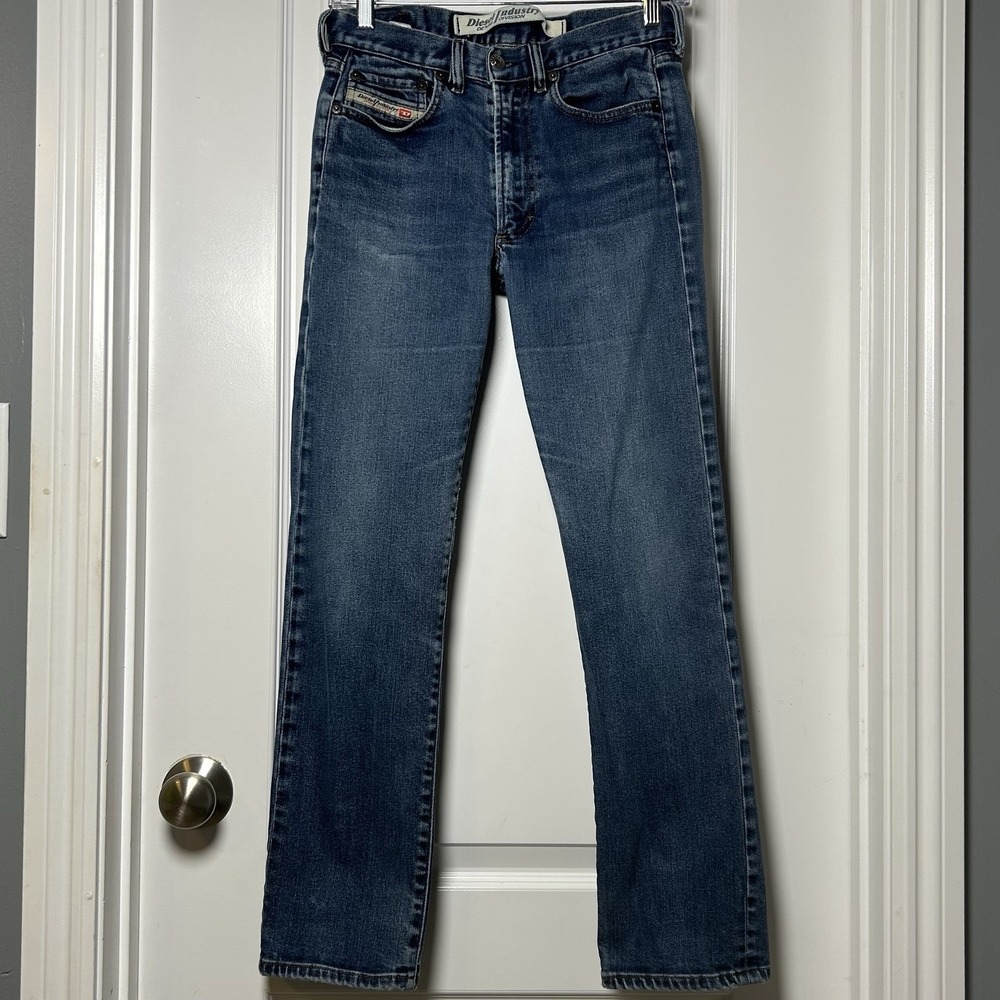 Diesel Industry‎ Straight Leg Made in Italy Medium Wash Blue Denim Jeans